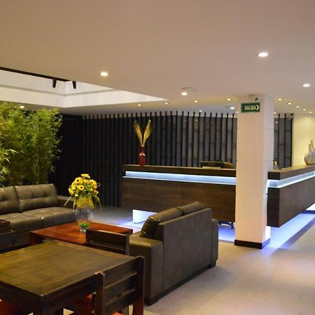 Hostal Delia Victoria Cuenca Exterior photo