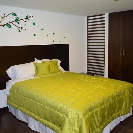 Hostal Delia Victoria Cuenca Exterior photo
