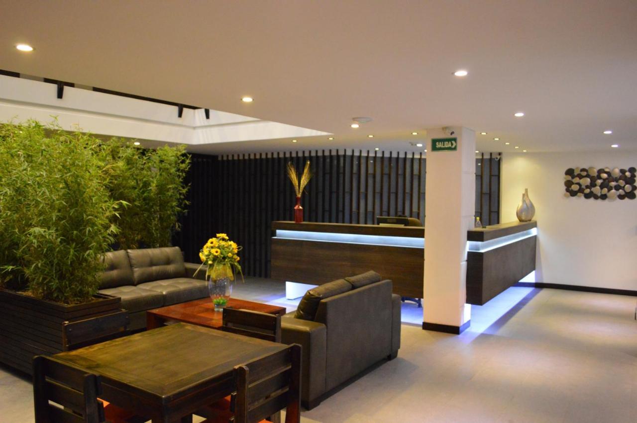 Hostal Delia Victoria Cuenca Exterior photo