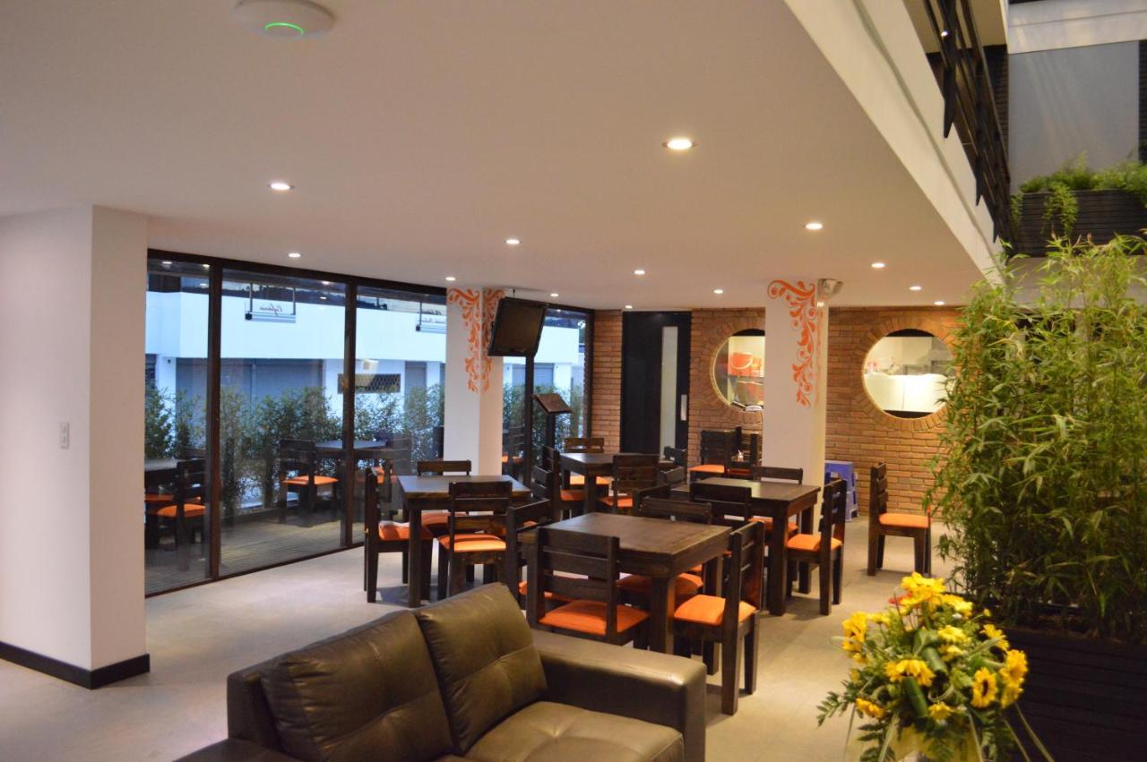 Hostal Delia Victoria Cuenca Exterior photo